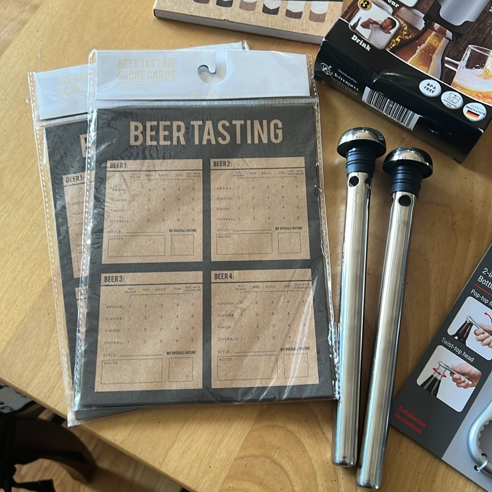Beer-lover themed bundle (no beverages included) NEW - Picture 5 of 7